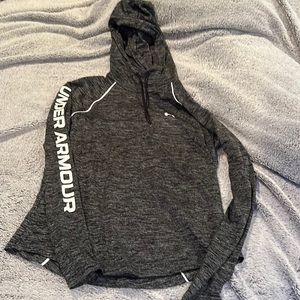 Underarmour top
